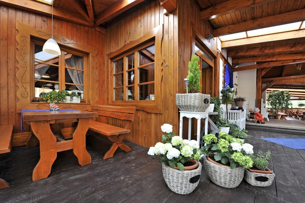 Aplend Koliba Kamzik Aparthotel Vysoke Tatry Exterior photo